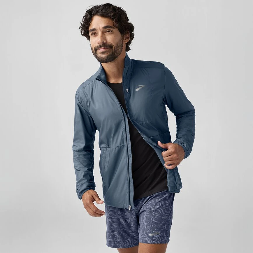 BROOKS Men's Fusion Hybrid Jacket 2.0 (455 - Blue Slate) 3 BROOKS Men's Fusion Hybrid Jacket 2.0 (455 - Blue Slate)