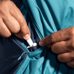 BROOKS Men's Shield Hybrid Jacket 3.0 (418 - Storm Blue/Blue Slate) 16 BROOKS Men's Shield Hybrid Jacket 3.0 (418 - Storm Blue/Blue Slate) -FastStride Gear 211524 418 D2 Shield Hybrid Jacket 3