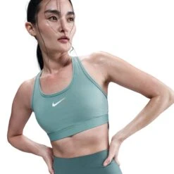 Nike Women’s Swoosh Medium Support Sports Bra (017 - Cannon/White)