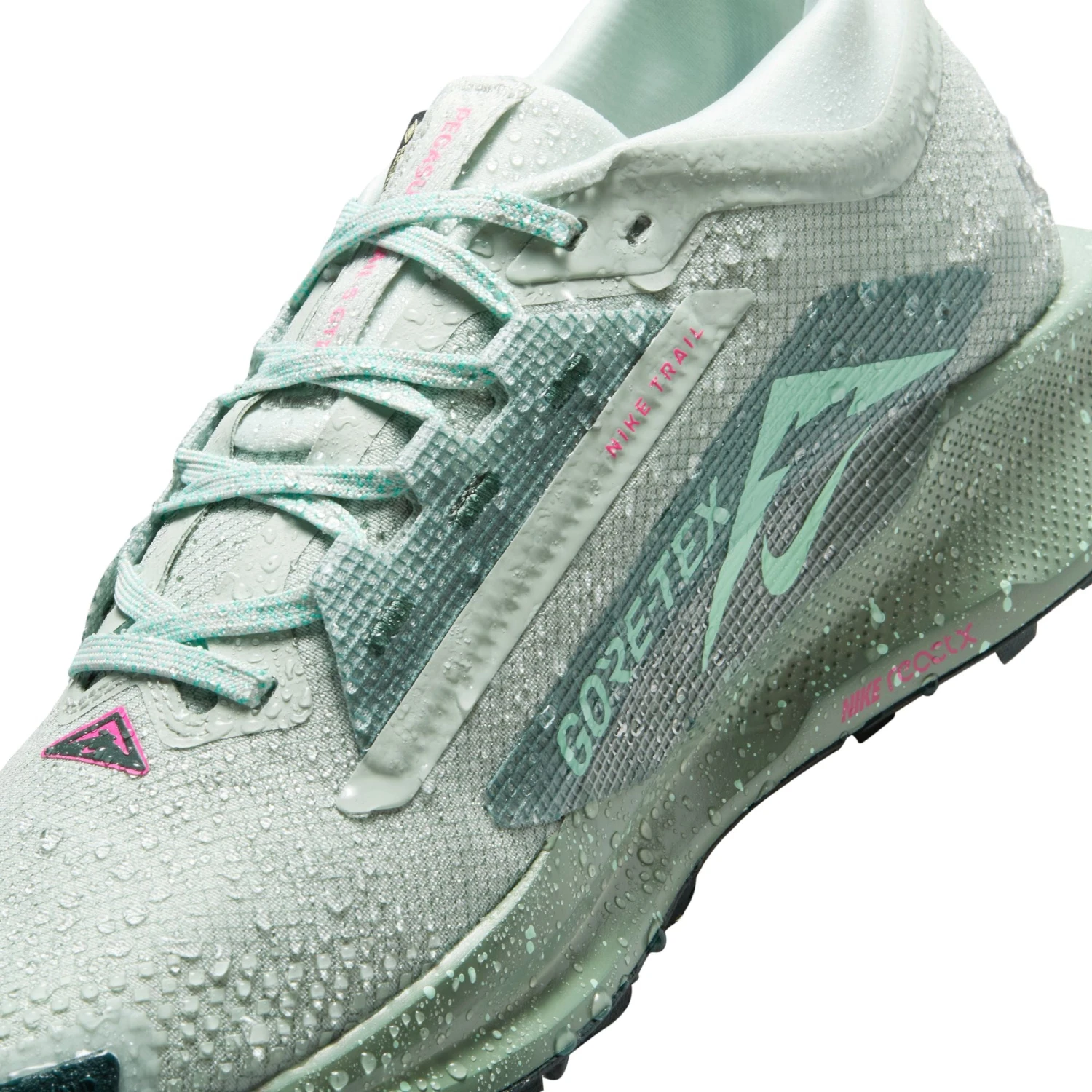 Nike Men’s React Pegasus Trail 5 GORE-TEX (013 - Light Silver/Seaweed/Clay Green) 7 Nike Men’s React Pegasus Trail 5 GORE-TEX (013 - Light Silver/Seaweed/Clay Green) - Image 5