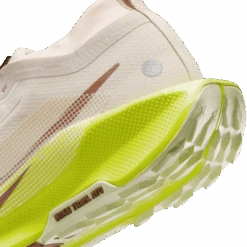 Nike Women’s React Pegasus Trail 5 GORE-TEX (101 - Sanddrift/Dark Pony-Cyber-Life Lime) 18 Nike Women’s React Pegasus Trail 5 GORE-TEX (101 - Sanddrift/Dark Pony-Cyber-Life Lime) -FastStride Gear AURORA FQ0912 101 PHSYD002 2000