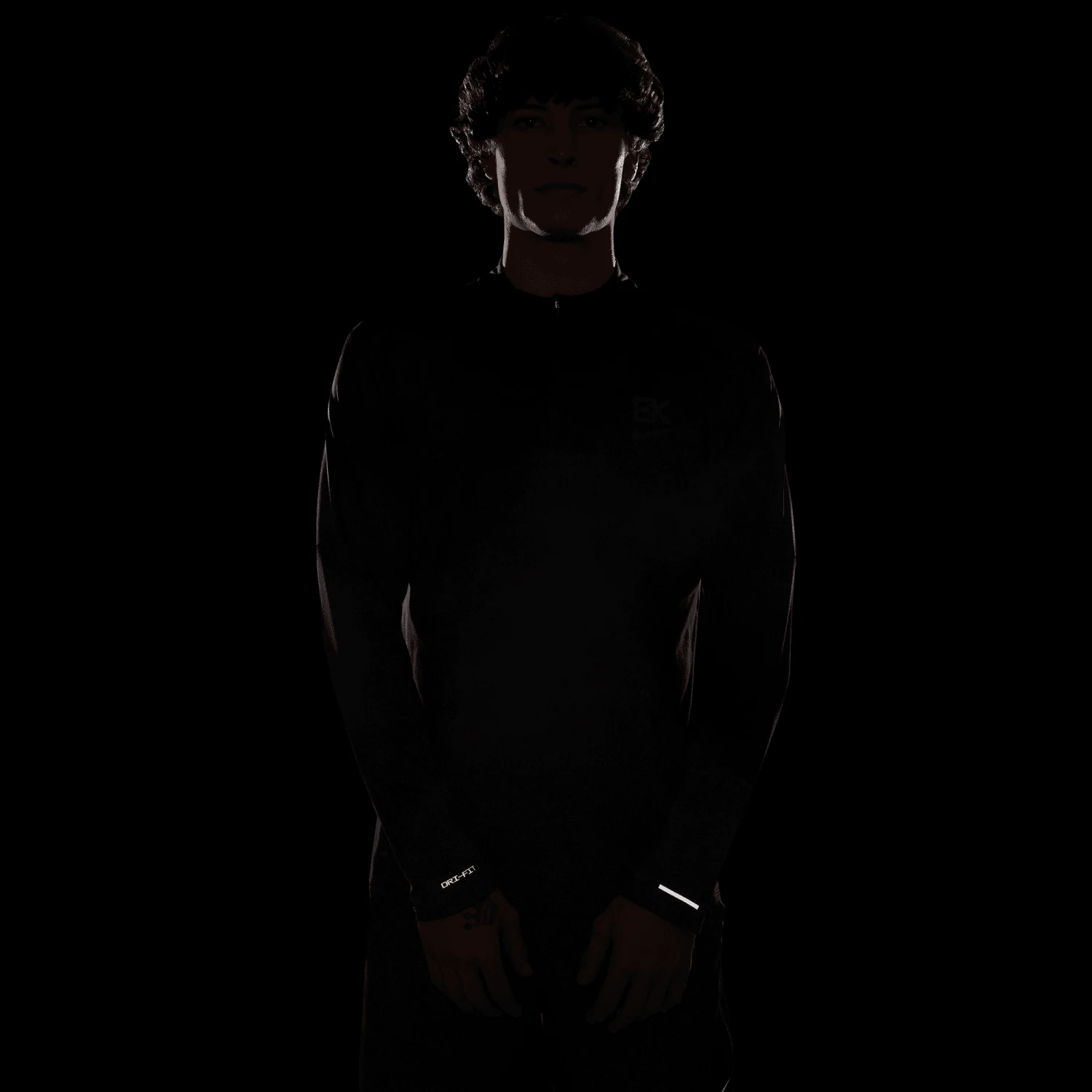 Men's Dri-FIT Eliud Kipchoge Nike Element "Kipchoge" Running Top (010 - Black/Reflective Silver) 6 Men's Dri-FIT Eliud Kipchoge Nike Element "Kipchoge" Running Top (010 - Black/Reflective Silver) - Image 4