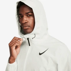 Nike Men's AeroSwift Storm-FIT Aerogami Running Jacket (121 - Summit White/Black) -FastStride Gear AURORA FZ9039 121 PHSYM001 2000