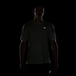 Nike Men's Solar Chase Dri-FIT ADV Short-Sleeve Running Top (133 - Solar Chase) -FastStride Gear AURORA HJ3580 133 PHSYM200 2000