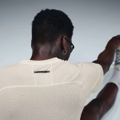 Nike Men's Solar Chase Dri-FIT ADV Short-Sleeve Running Top (133 - Solar Chase) -FastStride Gear AURORA HJ3580 133 PHSYMG02 2000