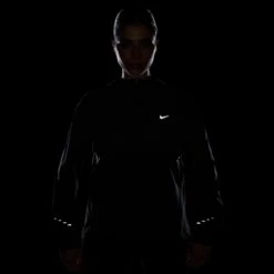 Nike Women's Swift Repel Packable Running Jacket (010 - Black/Reflective Silver) 13 Nike Women's Swift Repel Packable Running Jacket (010 - Black/Reflective Silver) -FastStride Gear AURORA HQ0650 010 PHSYM200 2000