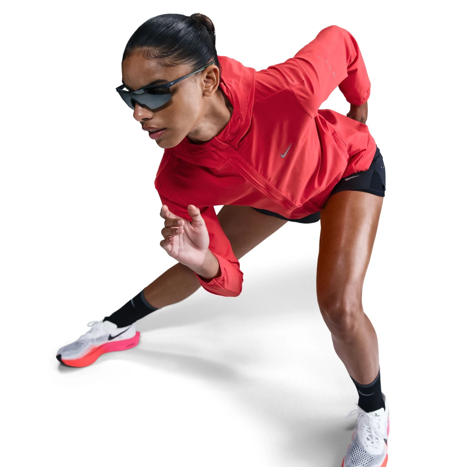 Nike Women's Swift Repel Packable Running Jacket (696 - LT Crimson/Reflective Silver) 8 Nike Women's Swift Repel Packable Running Jacket (696 - LT Crimson/Reflective Silver) - Image 6