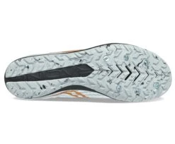 Saucony Women’s Havok XC3 (13 - White) -FastStride Gear IMG 2391 9ea7b242 6425 4875 929a 517f56720c54