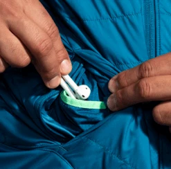 BROOKS Men's Shield Hybrid Jacket 2.0 (474 - Dark Ocean) -FastStride Gear IMG 4188