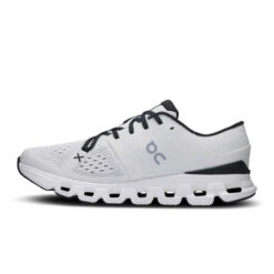 On Women's Cloud X 4 (Ivory/Black) -FastStride Gear Image72 d14cd0f5 b6b5 456e b04b 8926e2881cf1