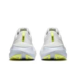 Saucony Women's Guide 18 (151 - White/ Ice Melt) 11 Saucony Women's Guide 18 (151 - White/ Ice Melt) -FastStride Gear S10998 151 4