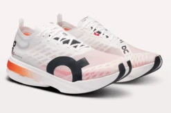 On Men's Cloudboom Strike (White/Black) -FastStride Gear Screenshot2024 09 06at11.14.11PM